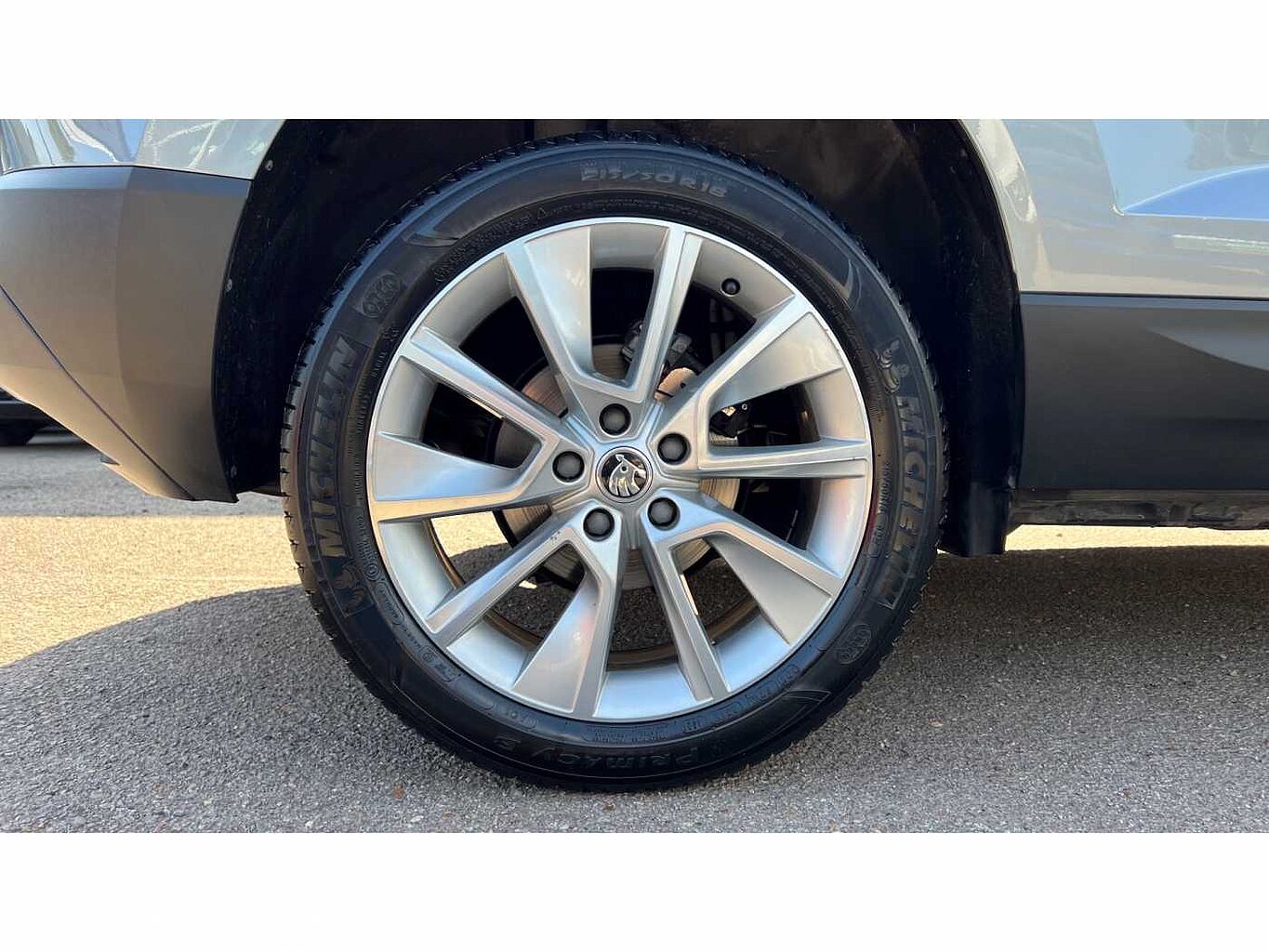 SKODA KAROQ 1.5 TSI SE L 5dr