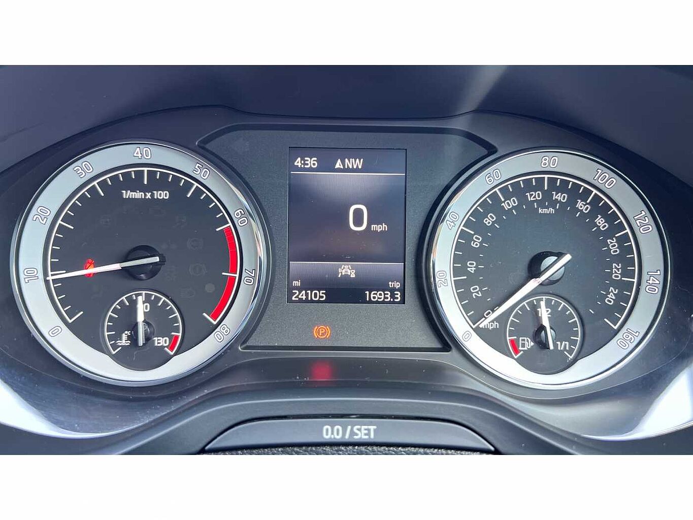 SKODA KAROQ 1.5 TSI SE L 5dr