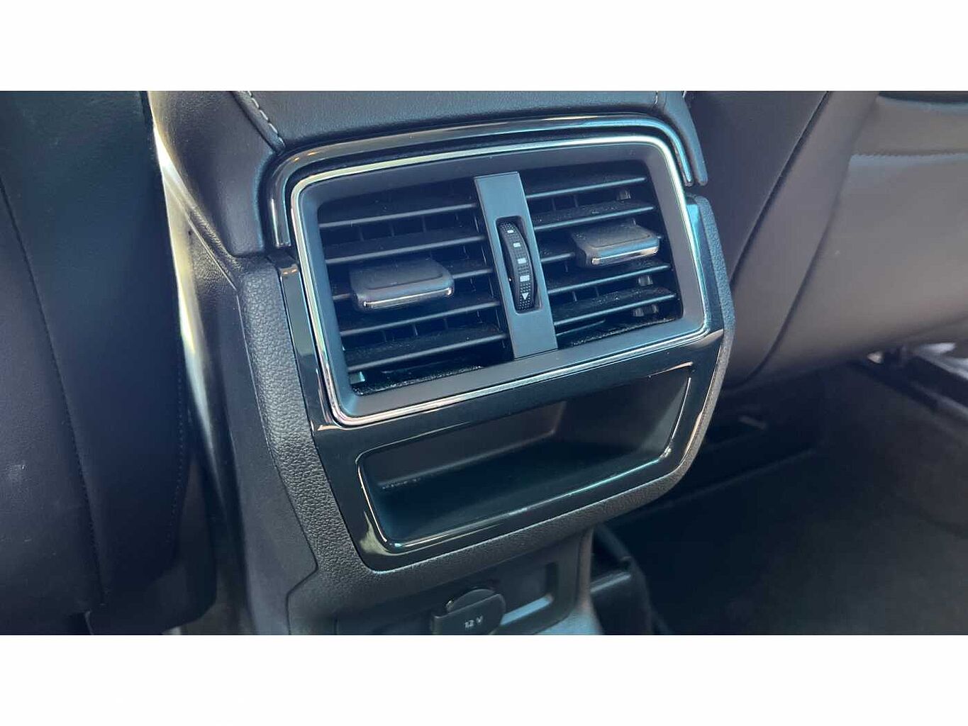 SKODA KAROQ 1.5 TSI SE L 5dr