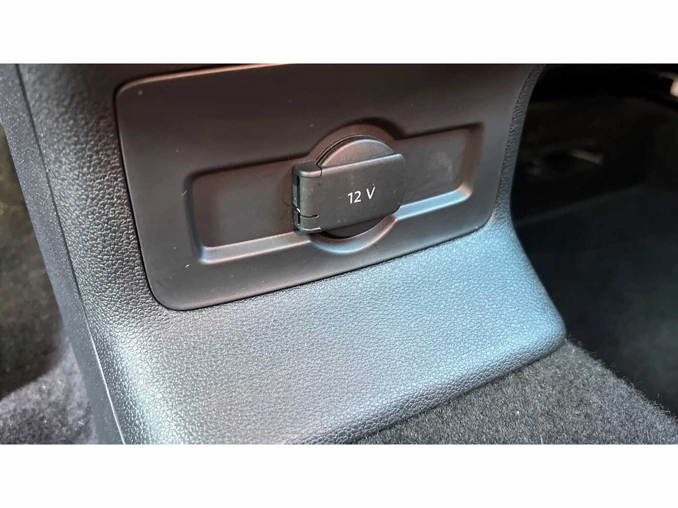 SKODA KAROQ 1.5 TSI SE L 5dr