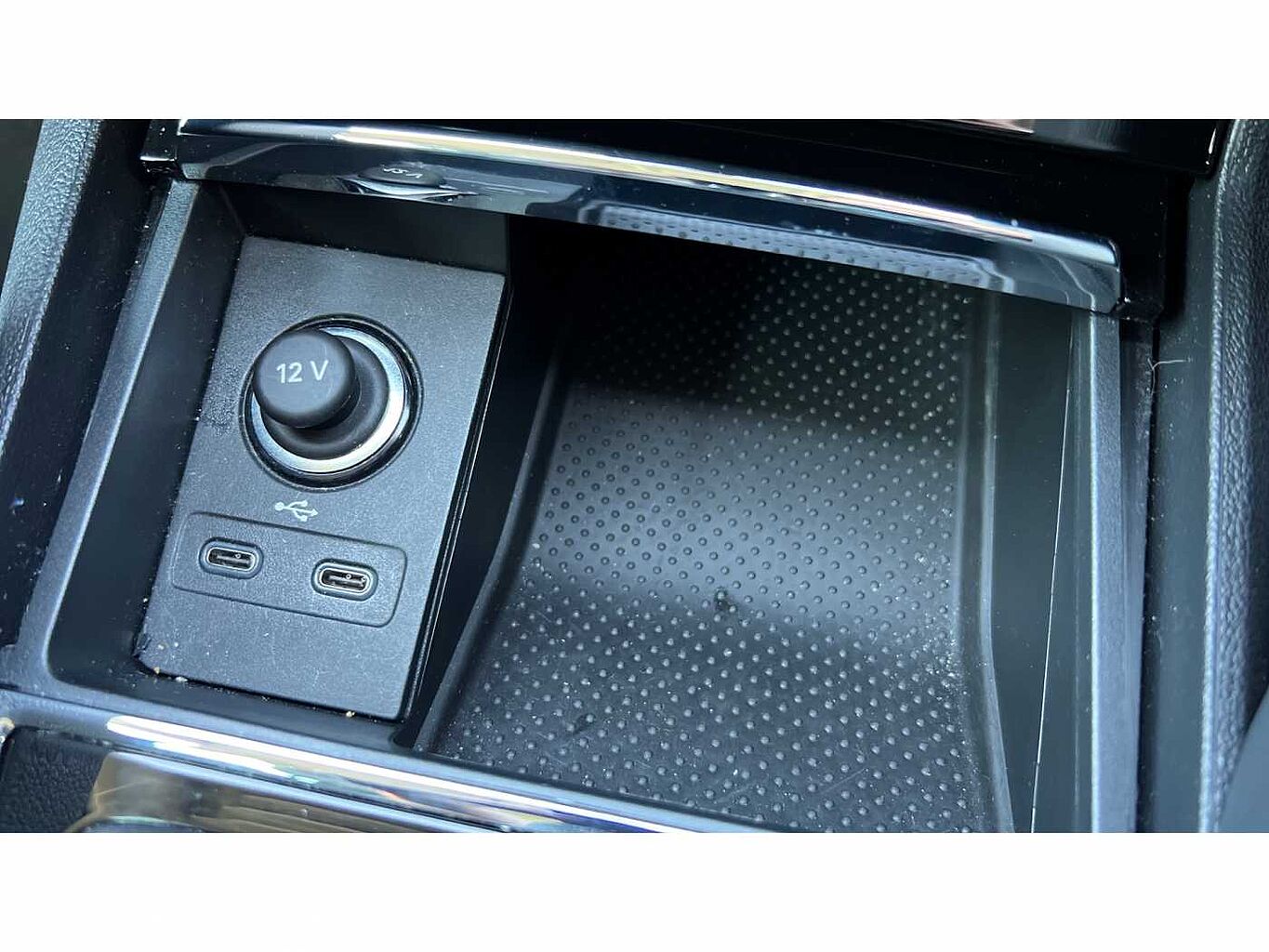 SKODA KAROQ 1.5 TSI SE L 5dr