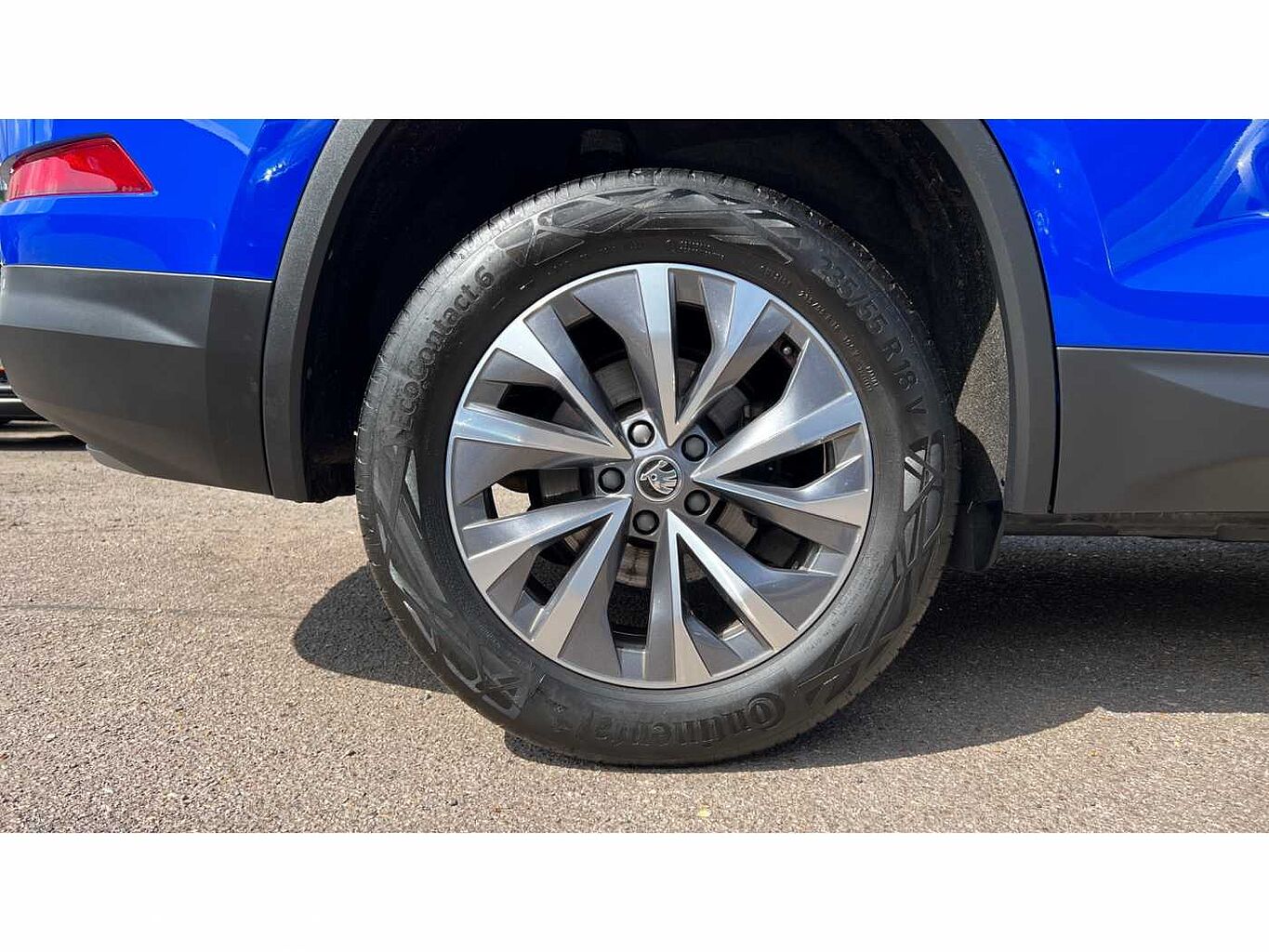 SKODA KODIAQ 1.5 TSI SE Drive 5dr DSG [7 Seat]