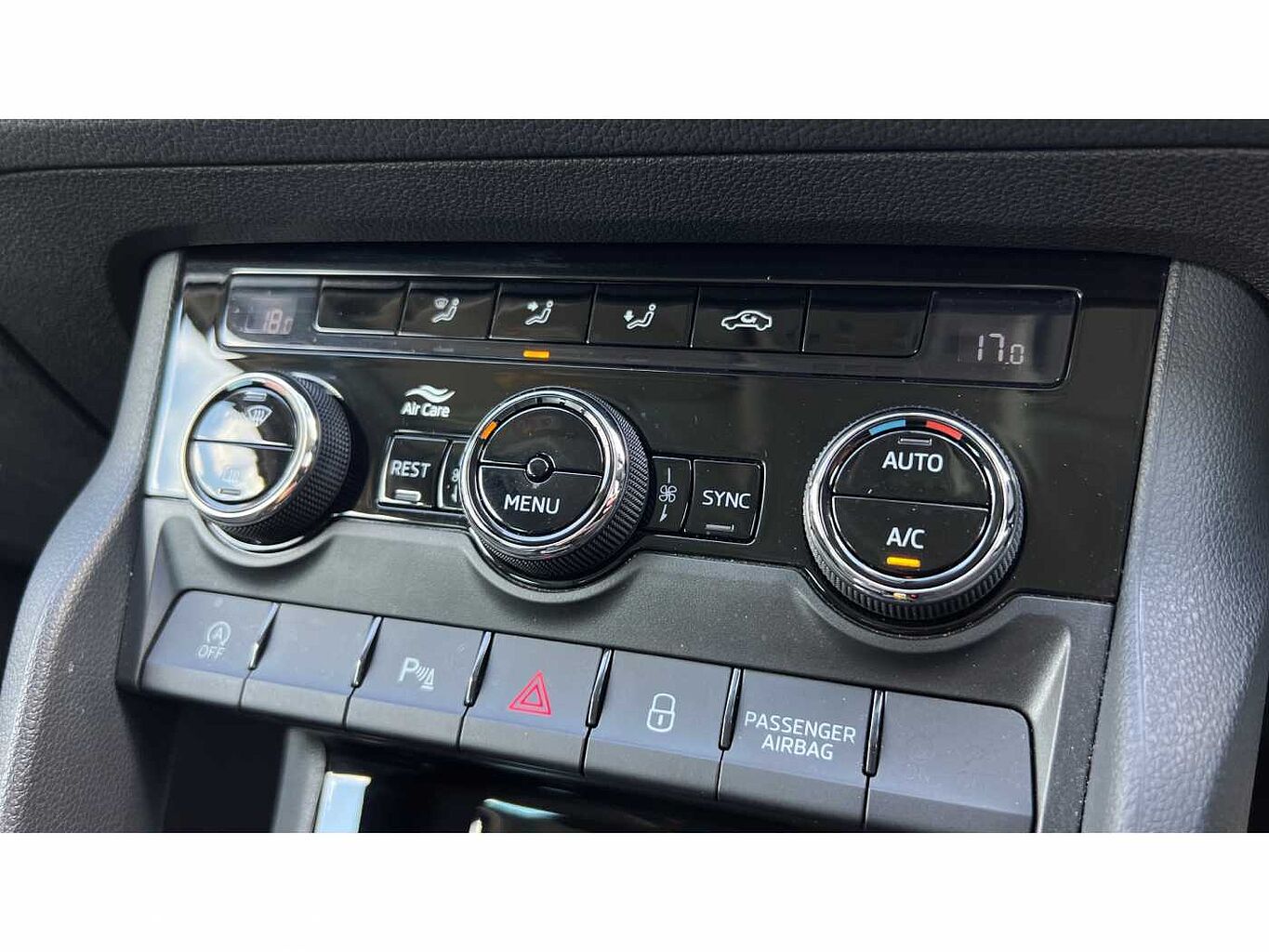 SKODA KODIAQ 1.5 TSI SE Drive 5dr DSG [7 Seat]