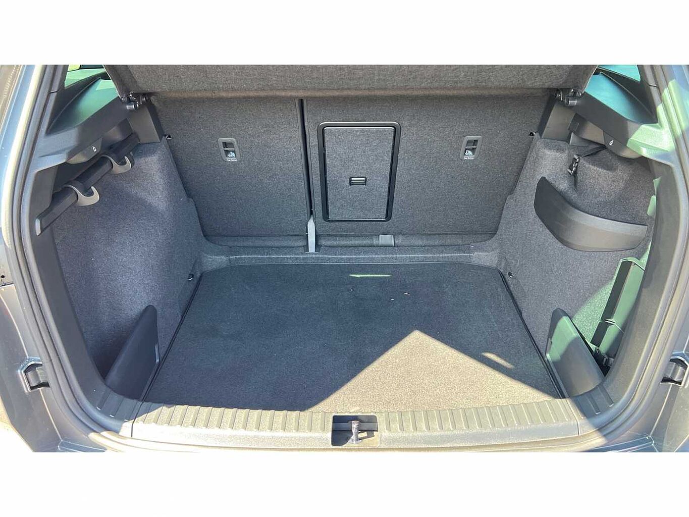 SKODA KAROQ 1.5 TSI Sportline 5dr