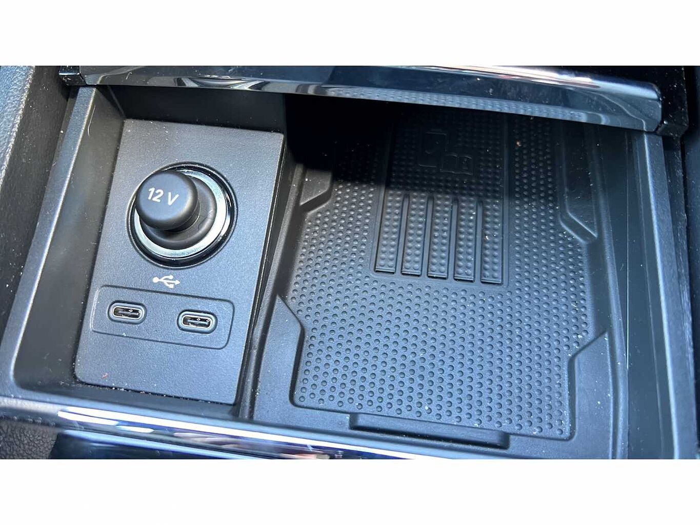 SKODA KAROQ 1.5 TSI Sportline 5dr