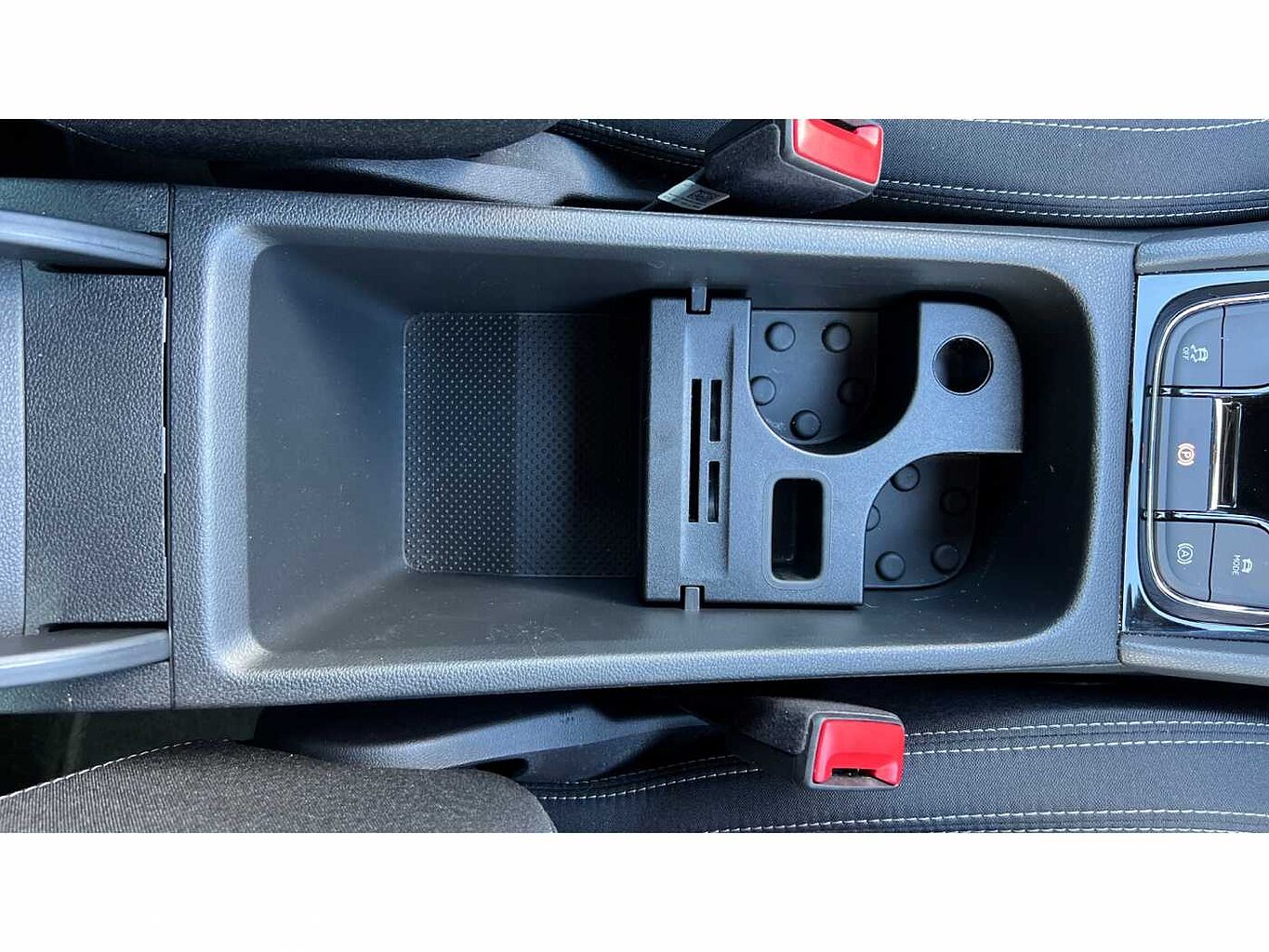SKODA KAROQ 1.5 TSI Sportline 5dr
