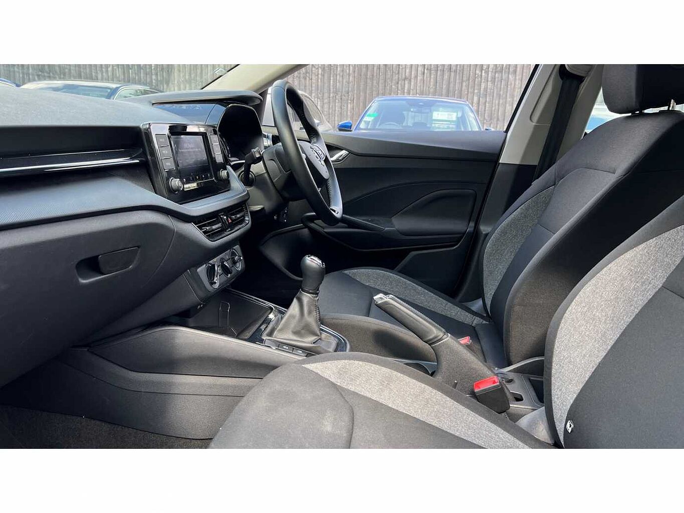 SKODA FABIA 1.0 MPI 80 SE Comfort 5dr