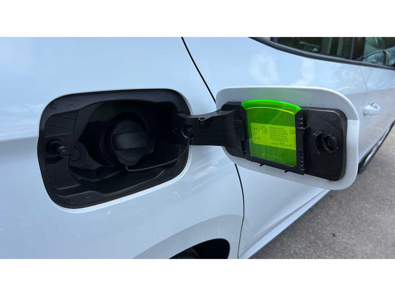 SKODA FABIA 1.0 MPI 80 SE Comfort 5dr