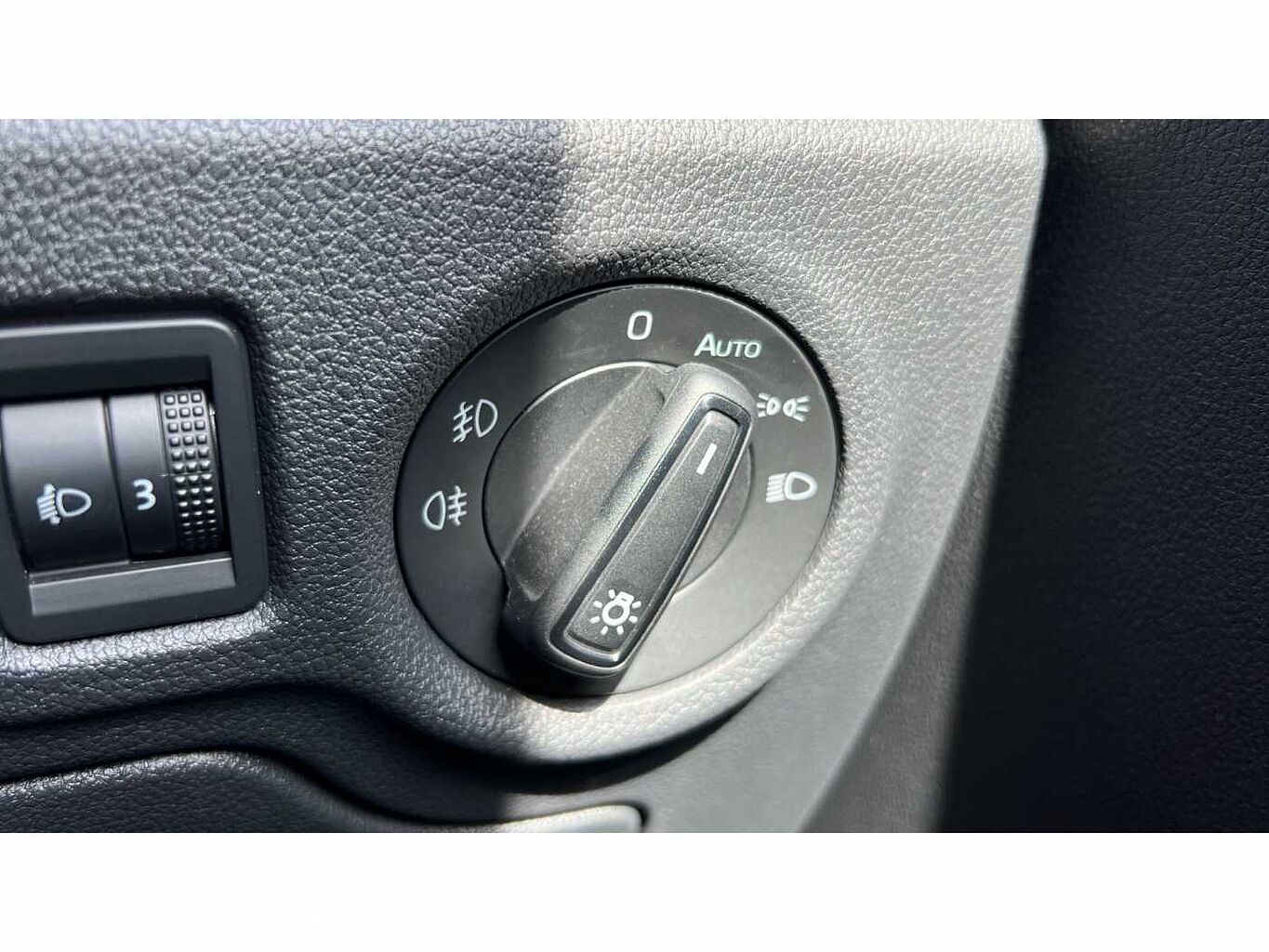 SKODA FABIA 1.0 MPI 80 SE Comfort 5dr