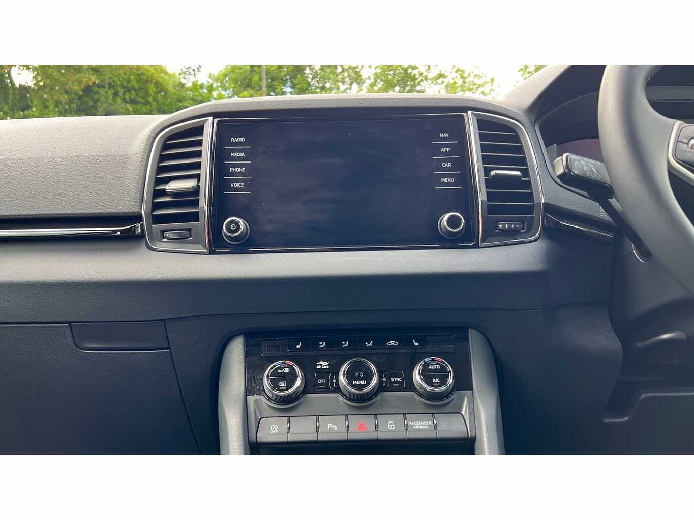 SKODA Karoq SUV 1.5 TSI (150ps) SE L ACT DSG