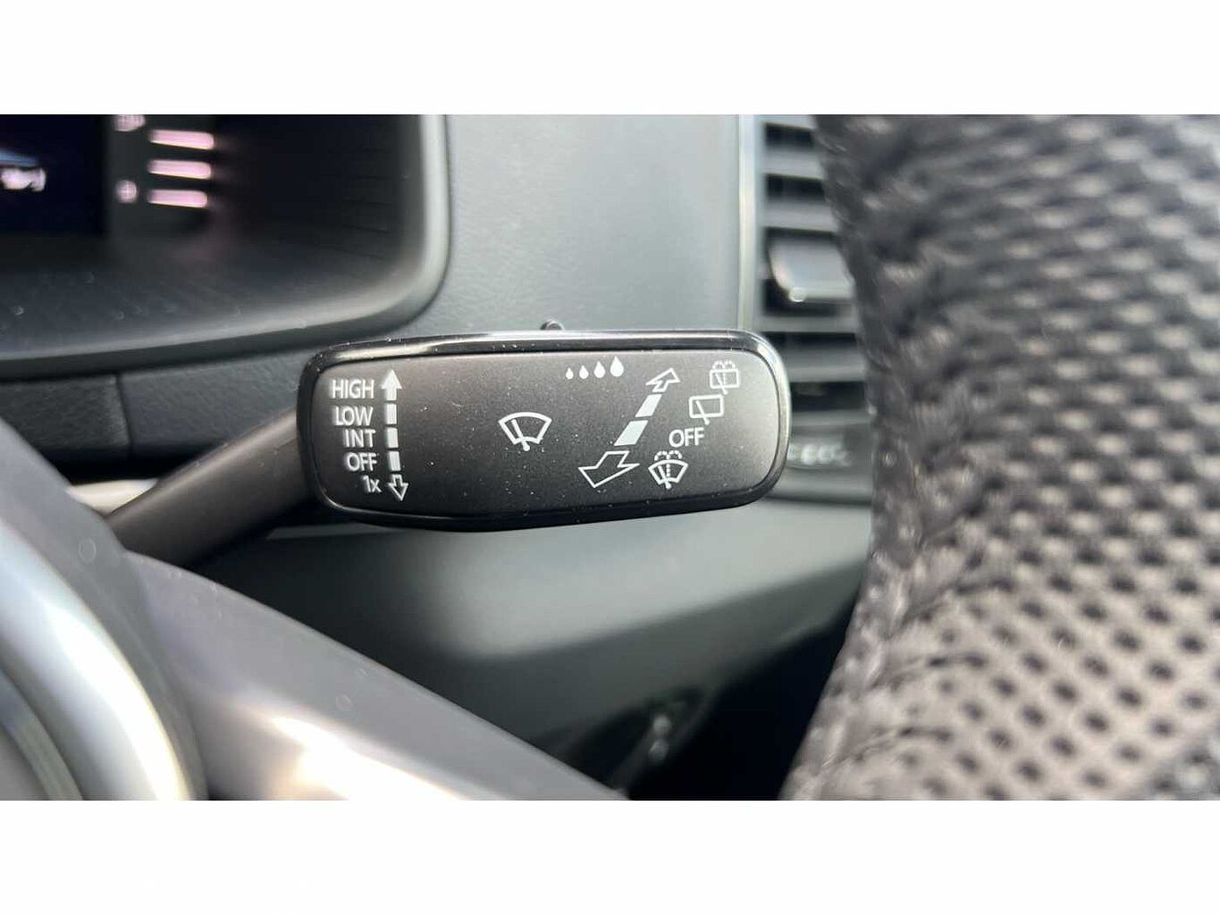 SKODA KAROQ SportLine Edition 1.5 TSI 150 PS DSG