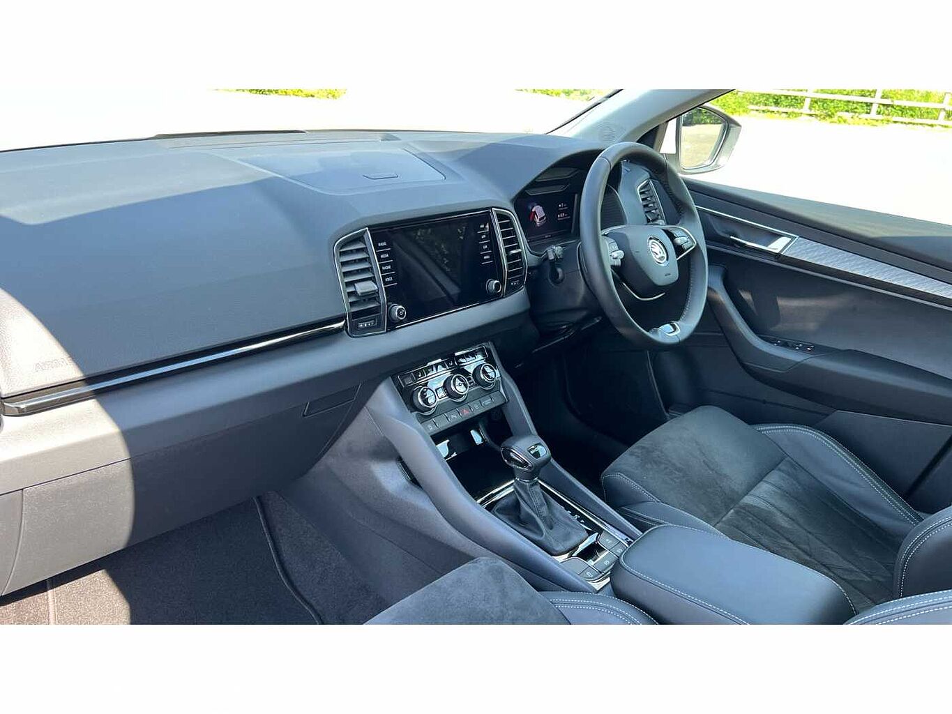 SKODA Karoq SUV 1.5 TSI (150ps) SE L ACT DSG