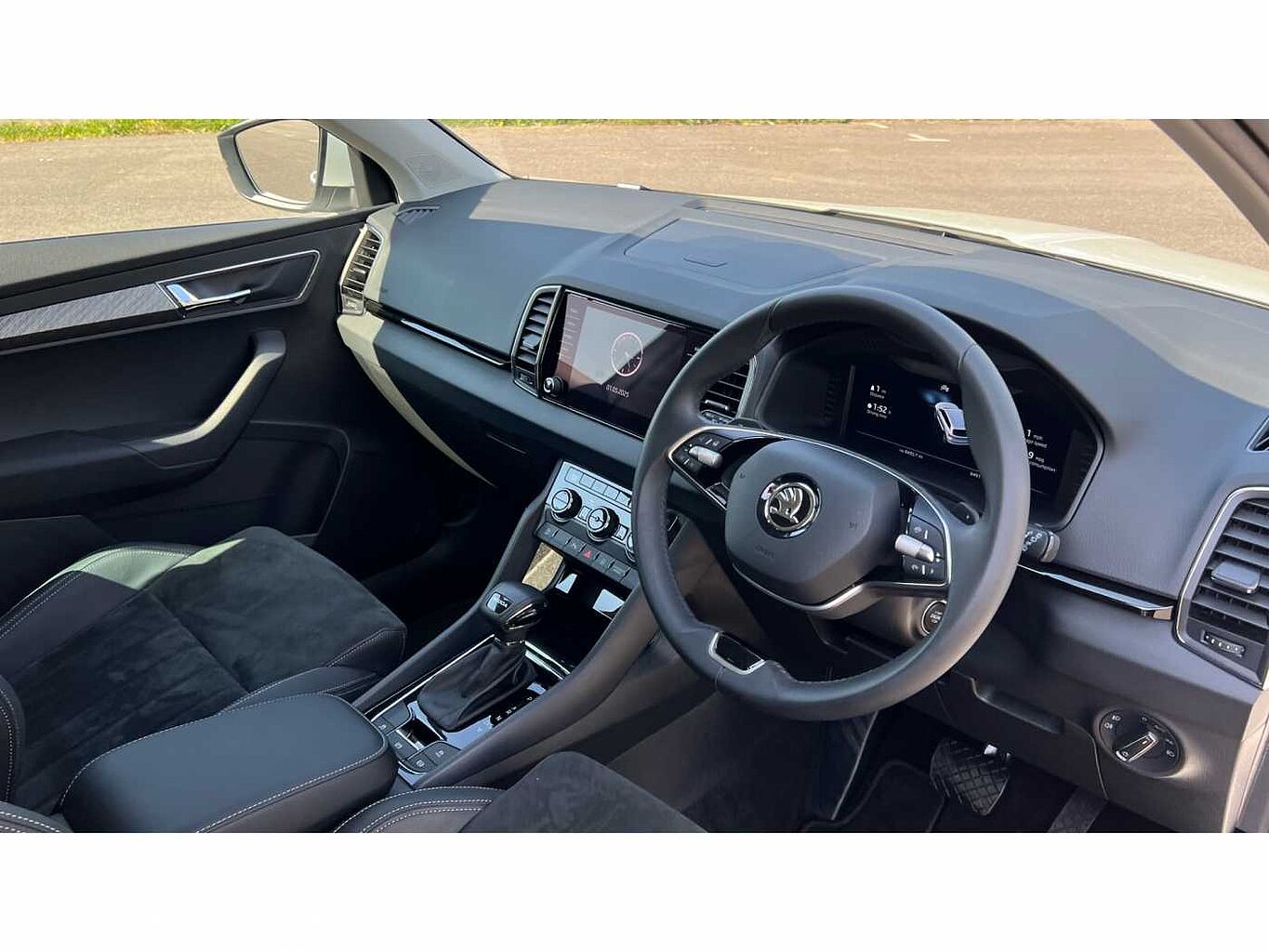 SKODA Karoq SUV 1.5 TSI (150ps) SE L ACT DSG
