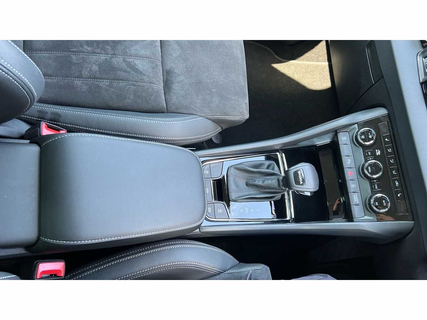 SKODA Karoq SUV 1.5 TSI (150ps) SE L ACT DSG