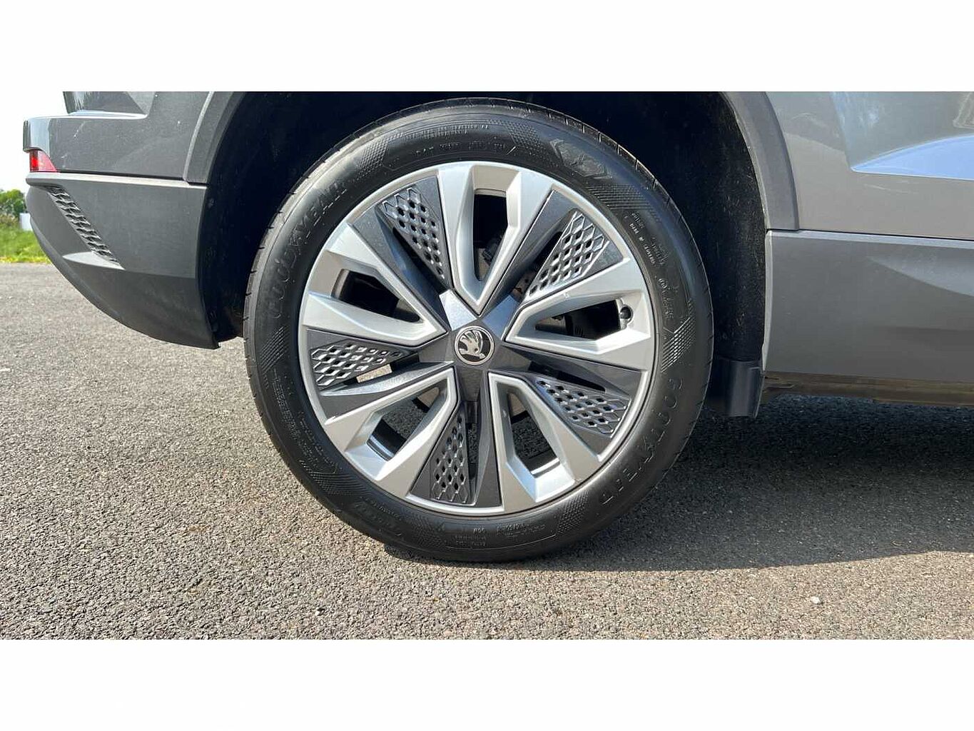 SKODA KAROQ 1.5 TSI SE L 5dr