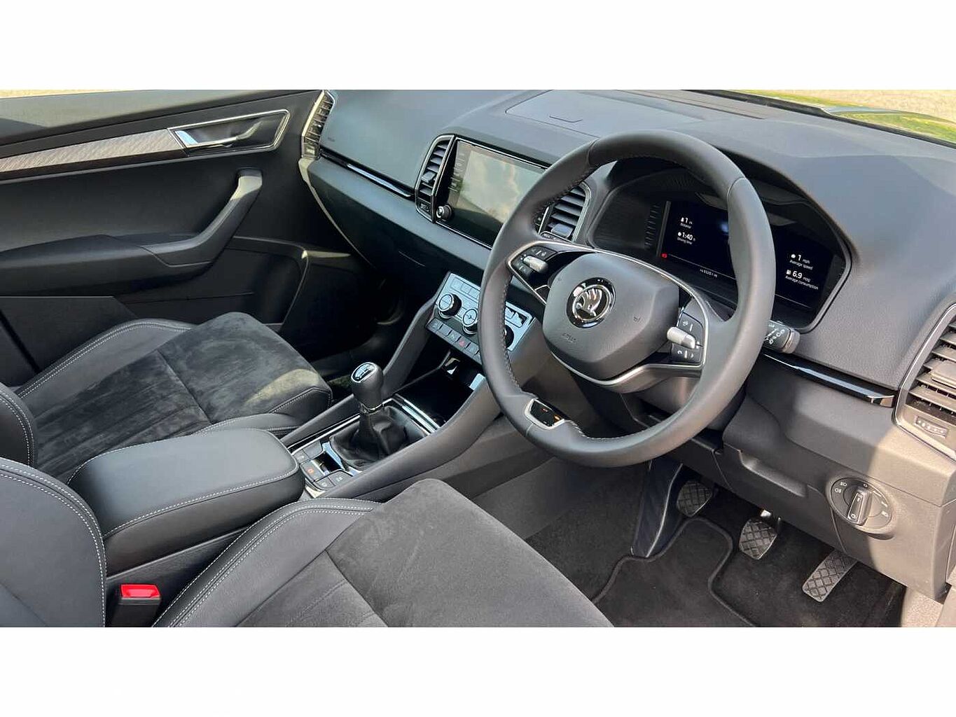 SKODA KAROQ 1.5 TSI SE L 5dr