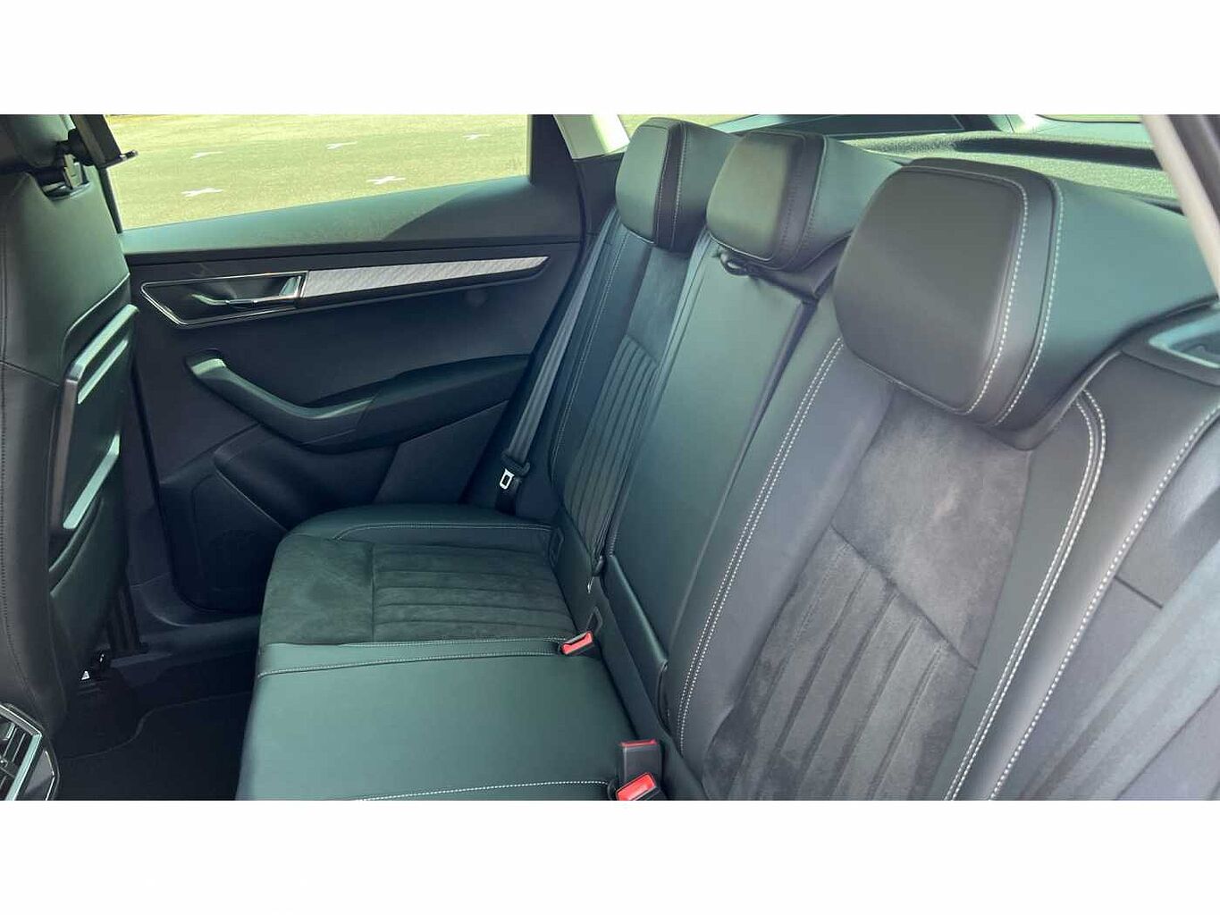 SKODA KAROQ 1.5 TSI SE L 5dr