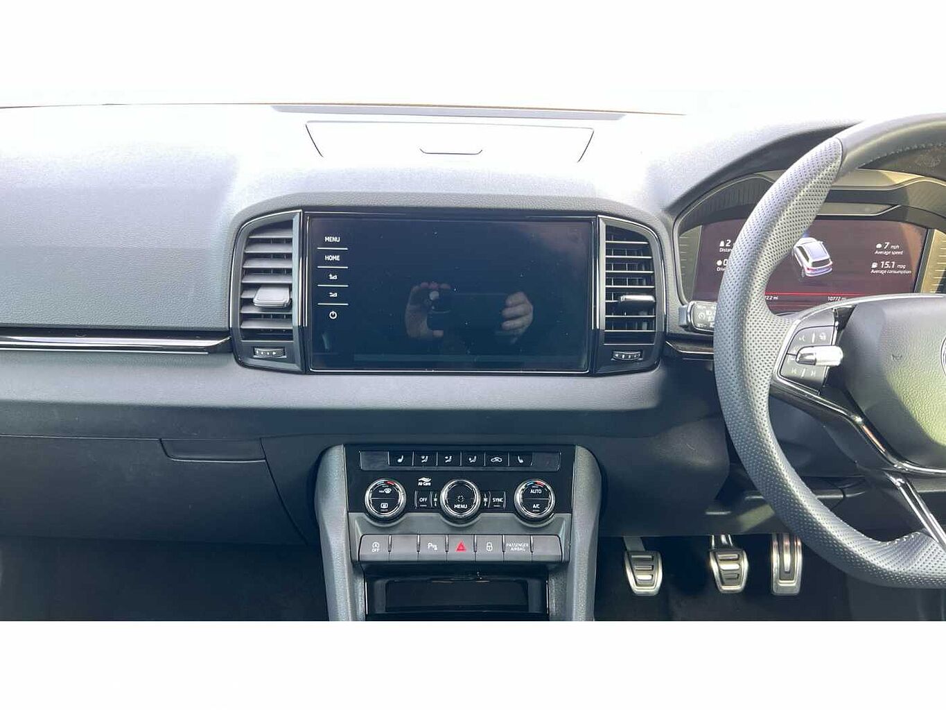 SKODA KAROQ 1.5 TSI Sportline 5dr