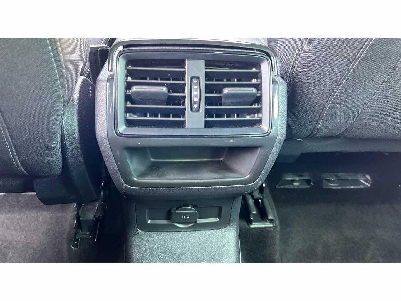 SKODA KAROQ 1.5 TSI Sportline 5dr