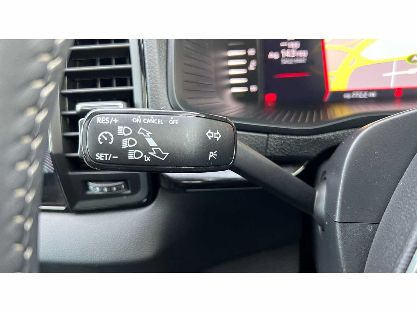 SKODA KAROQ 1.5 TSI Sportline 5dr