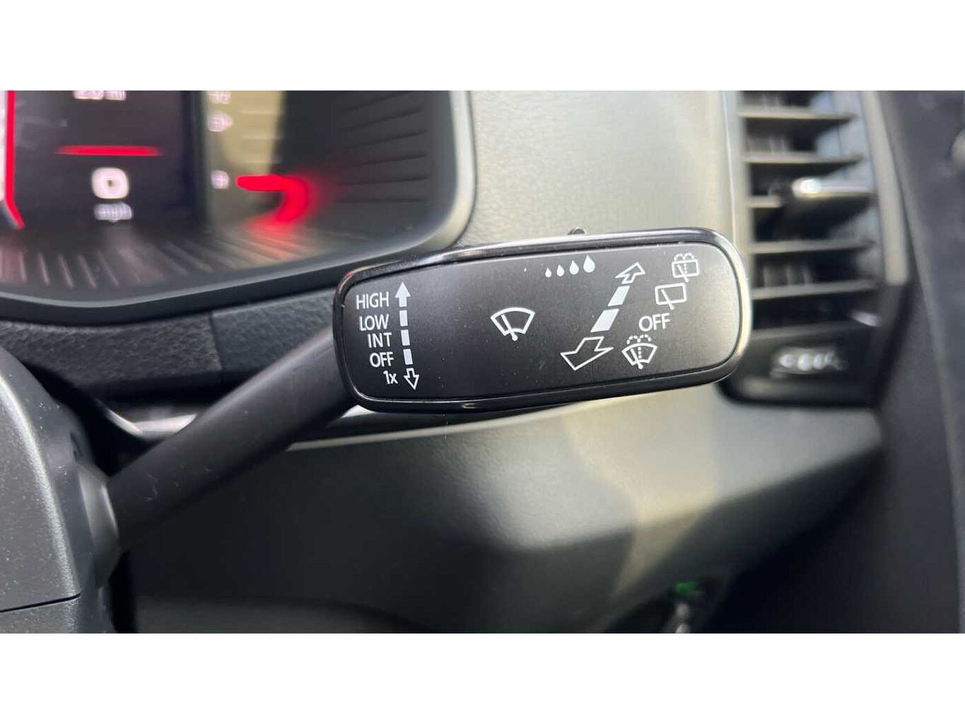 SKODA KAROQ 1.5 TSI Sportline 5dr