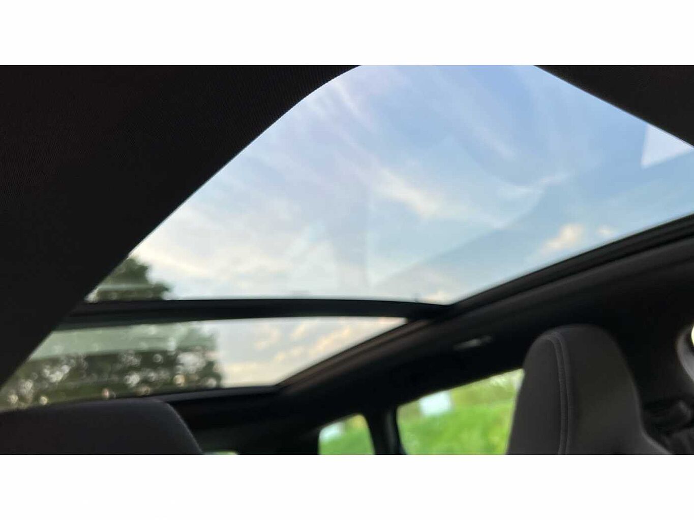 SKODA KAROQ 1.5 TSI Sportline 5dr