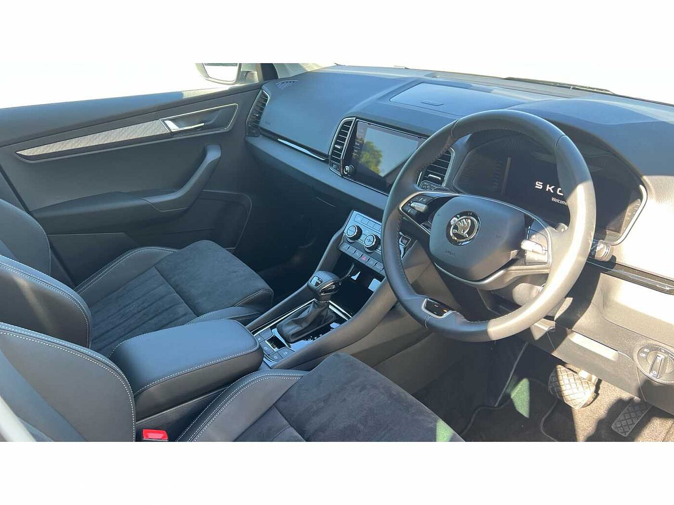 SKODA Karoq SUV 1.5 TSI (150ps) SE L ACT DSG