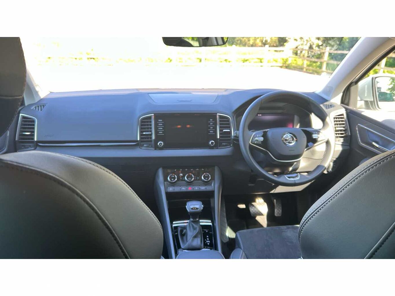 SKODA Karoq SUV 1.5 TSI (150ps) SE L ACT DSG