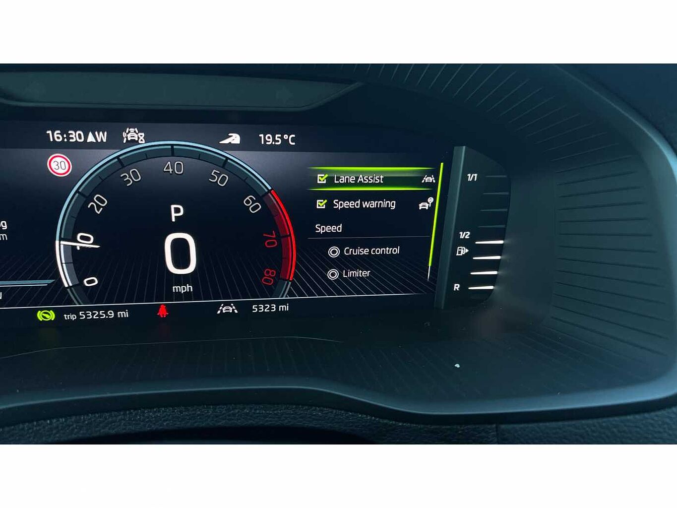 SKODA Karoq SUV 1.5 TSI (150ps) SE L ACT DSG