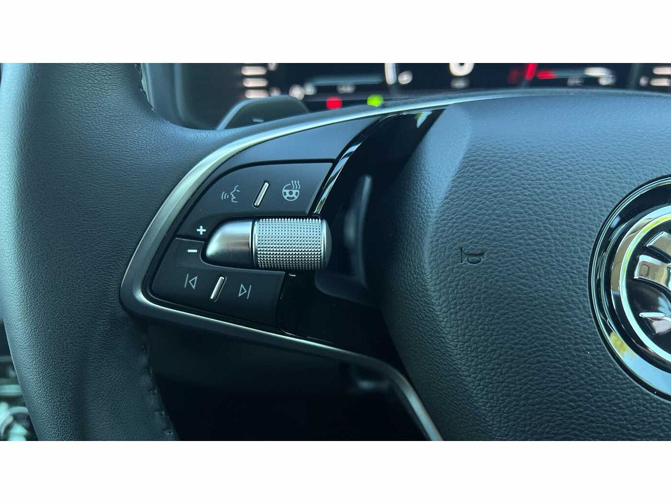 SKODA Karoq SUV 1.5 TSI (150ps) SE L ACT DSG
