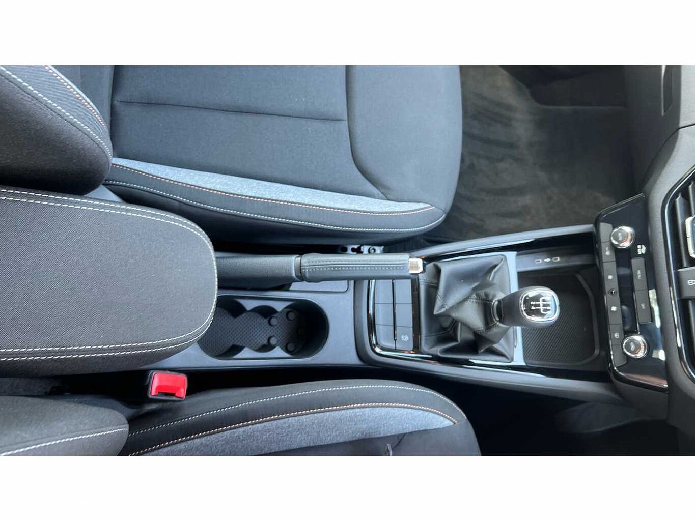SKODA KAMIQ 1.0 TSI 95 SE 5dr