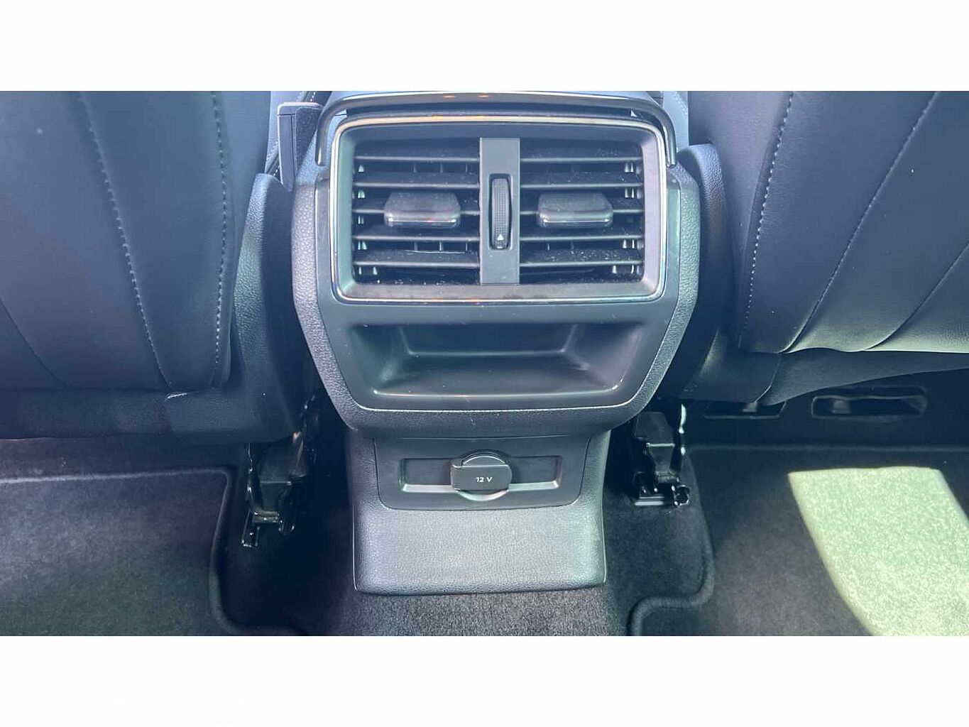 SKODA KAROQ 1.5 TSI SE L 5dr