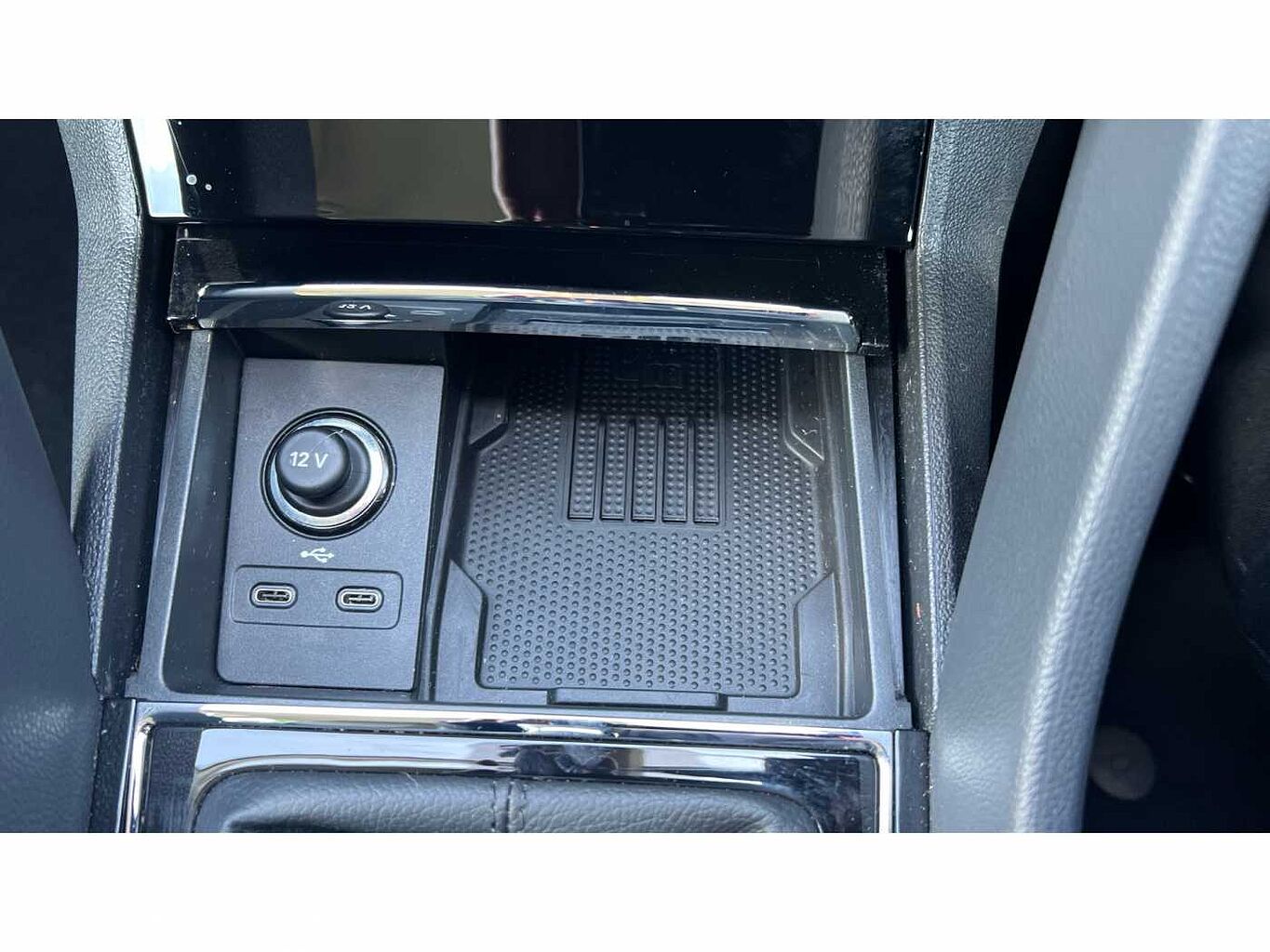 SKODA KAROQ 1.5 TSI SE L 5dr