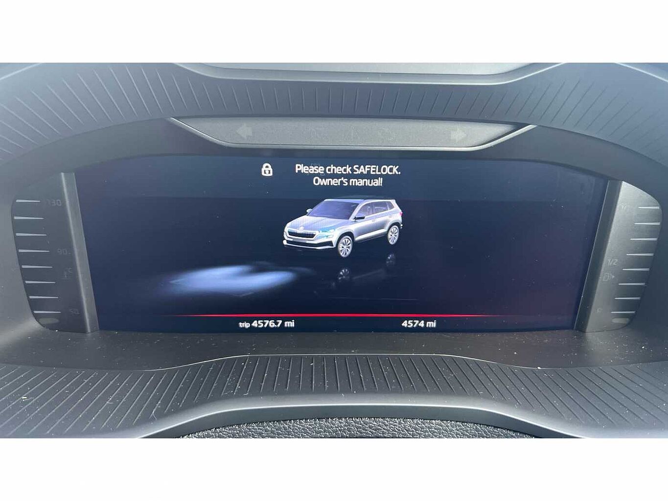 SKODA KAROQ 2.0 TDI [150] Sportline 4x4 5dr DSG