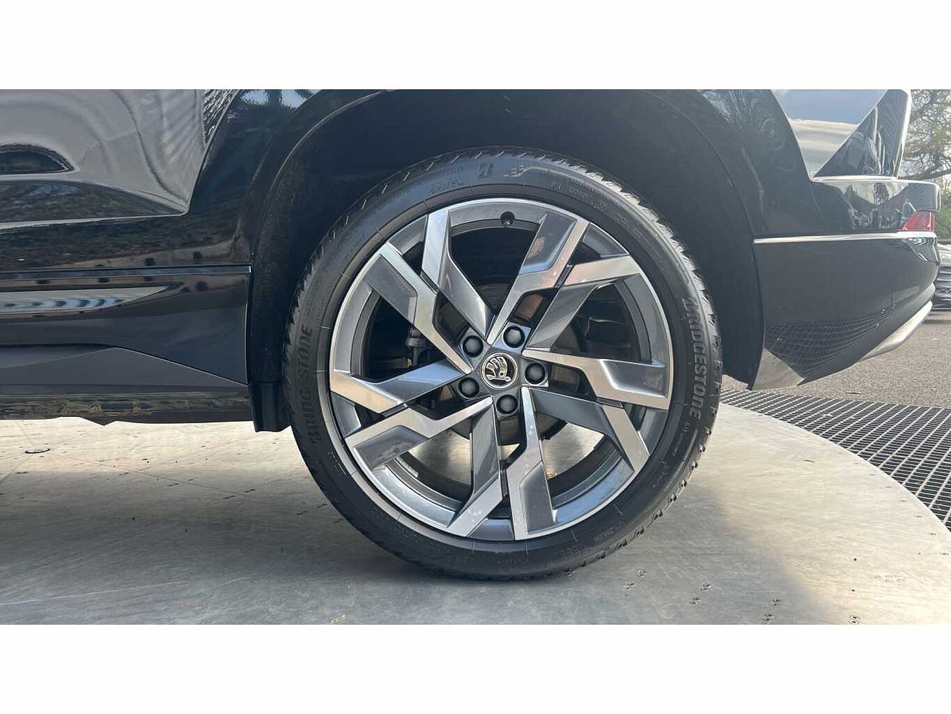 SKODA KAROQ 2.0 TDI [150] Sportline 4x4 5dr DSG