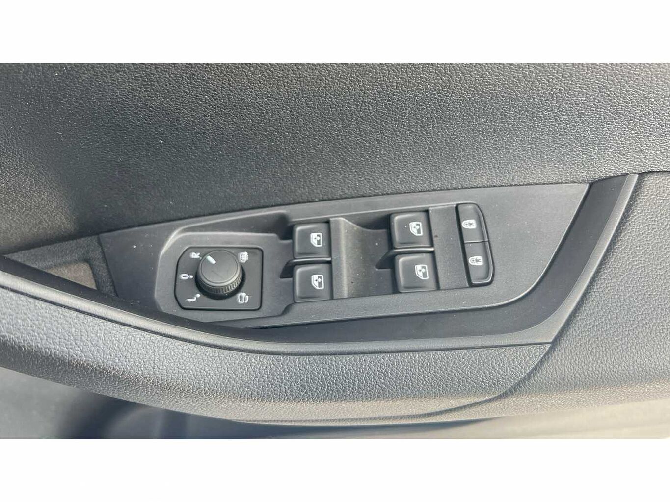 SKODA KAROQ 2.0 TDI [150] Sportline 4x4 5dr DSG