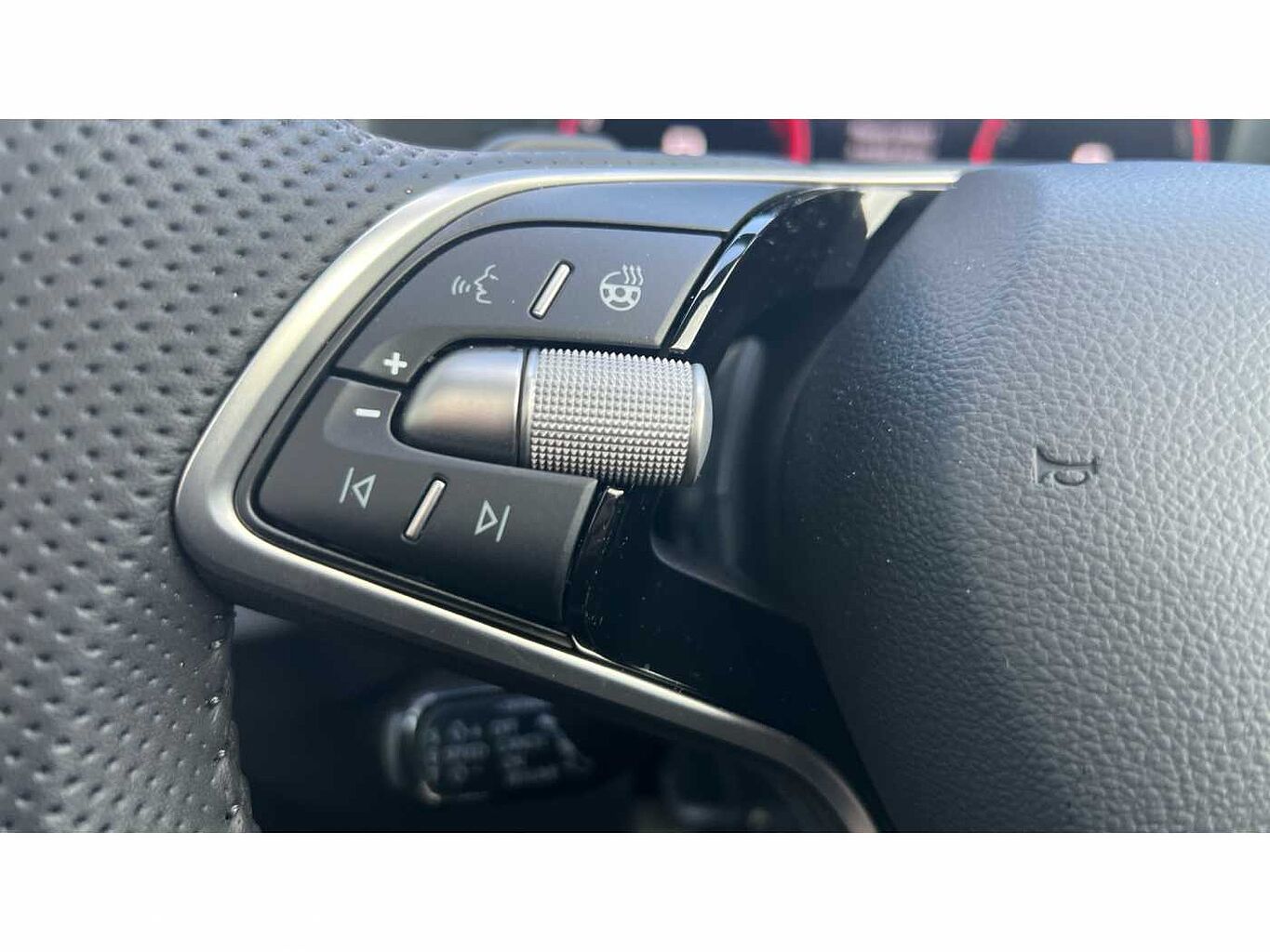 SKODA KAROQ 2.0 TDI [150] Sportline 4x4 5dr DSG
