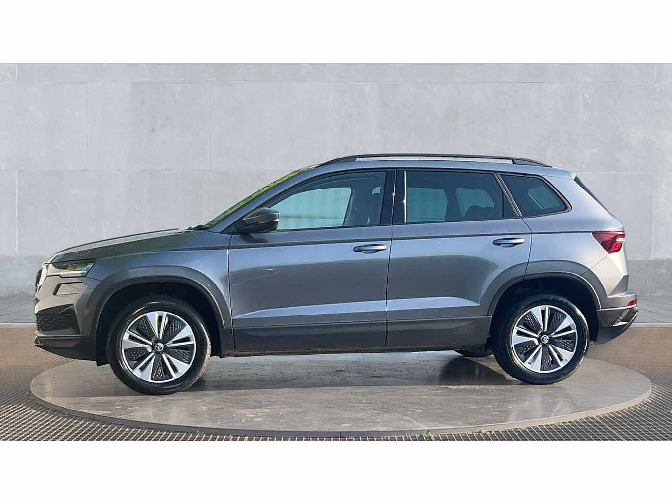 SKODA KAROQ 1.5 TSI SE Drive 5dr DSG