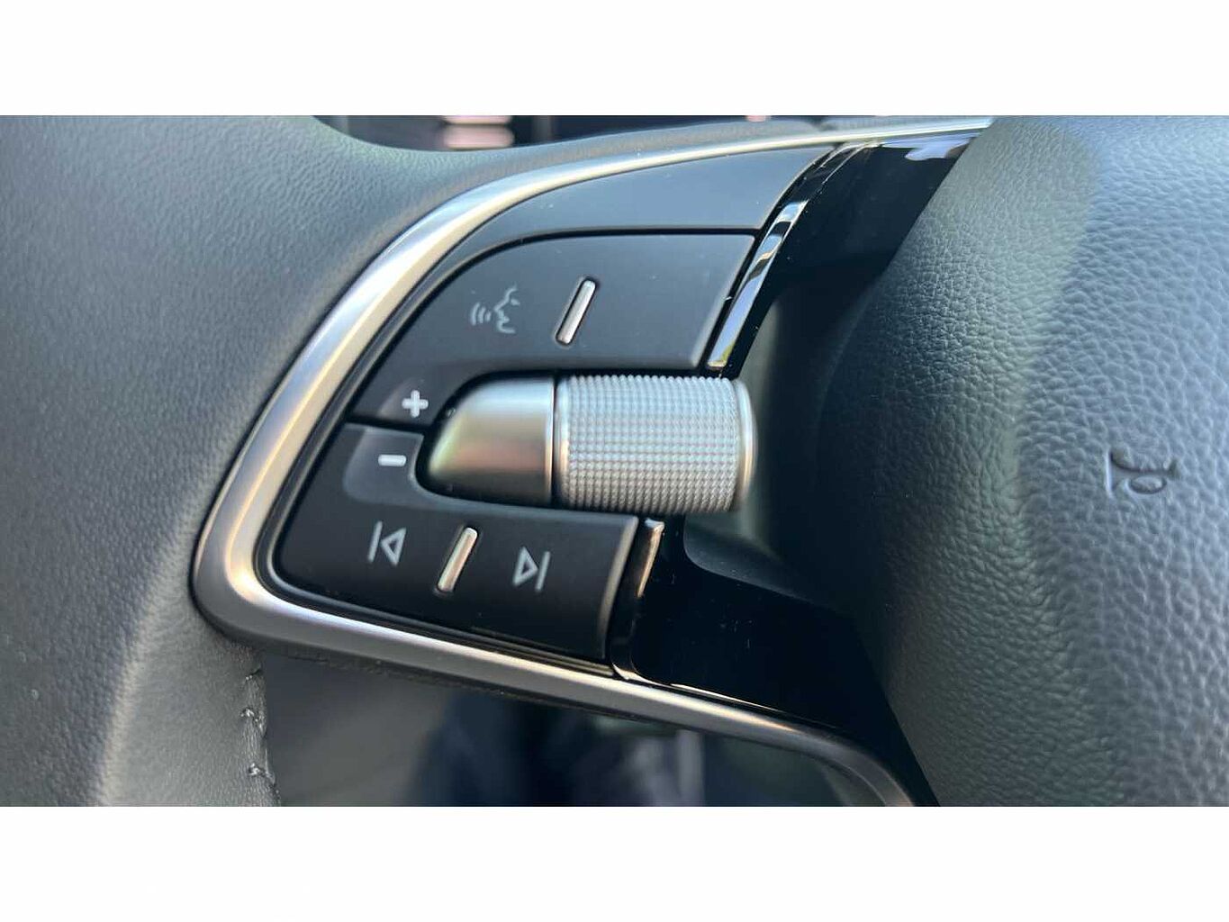 SKODA KAMIQ 1.5 TSI SE L 5dr