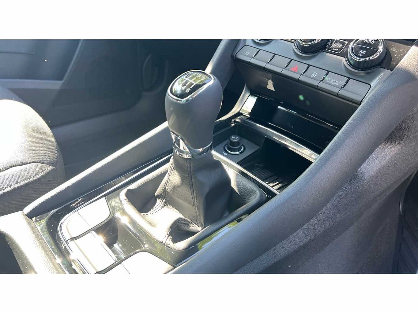 SKODA KAROQ ŠKODA  Estate 1.0 TSI 116 SE Drive 5dr