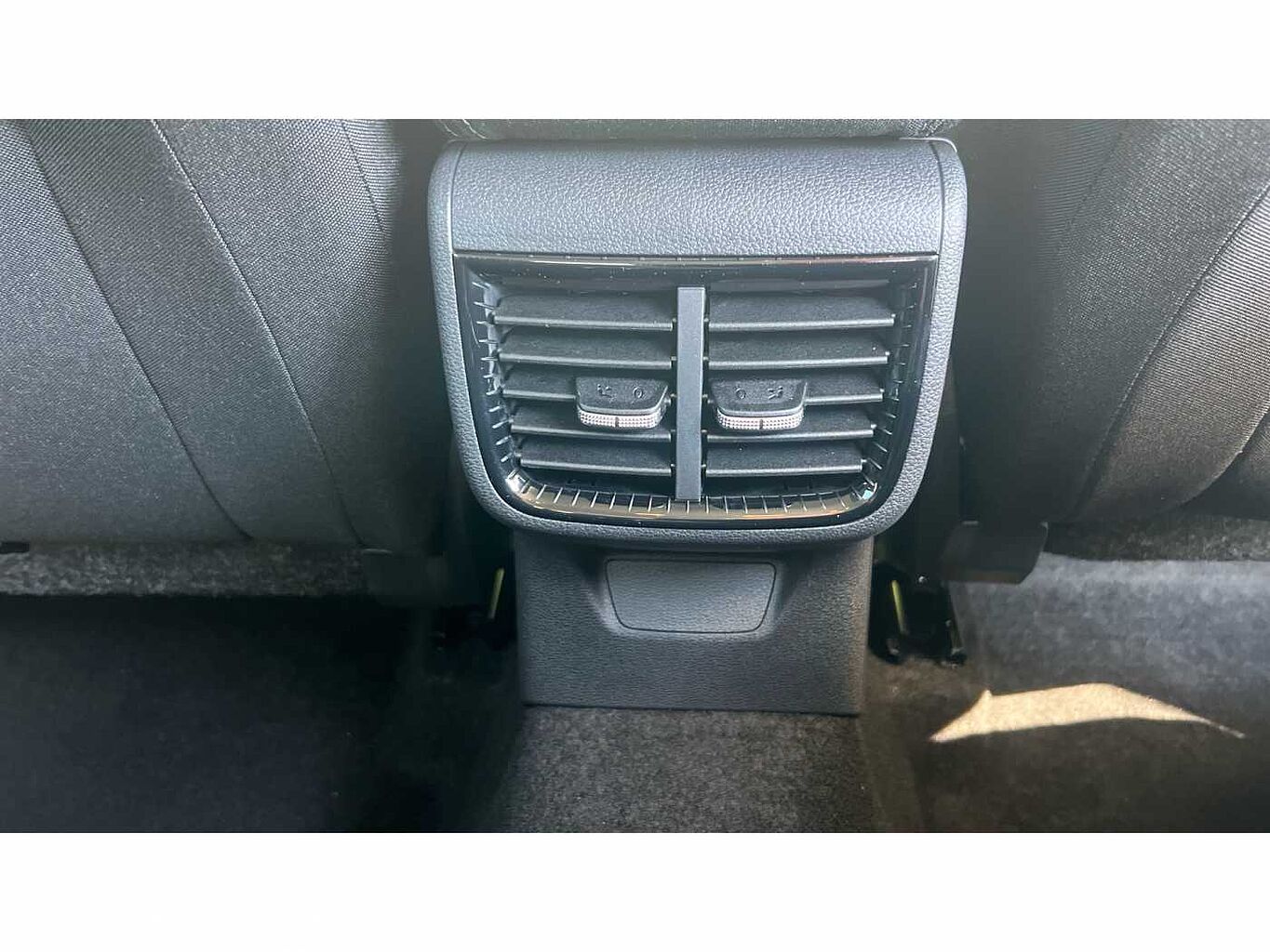 SKODA FABIA 1.0 MPI 80 Colour Edition 5dr