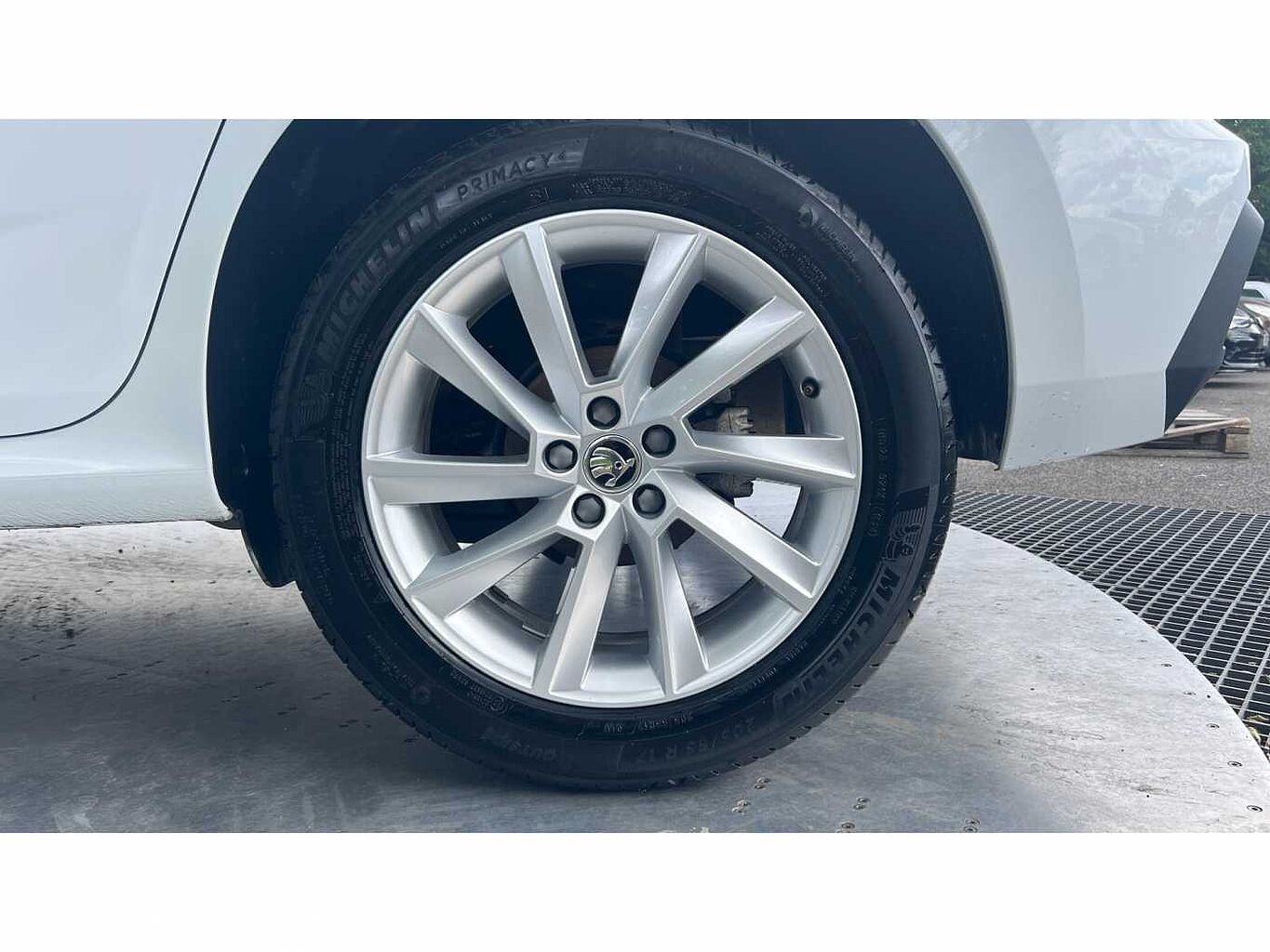 SKODA KAMIQ 1.0 TSI SE 5dr