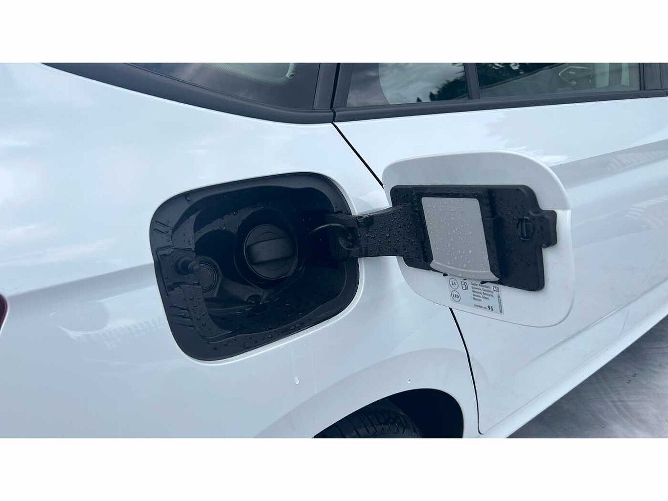 SKODA KAMIQ 1.0 TSI SE 5dr