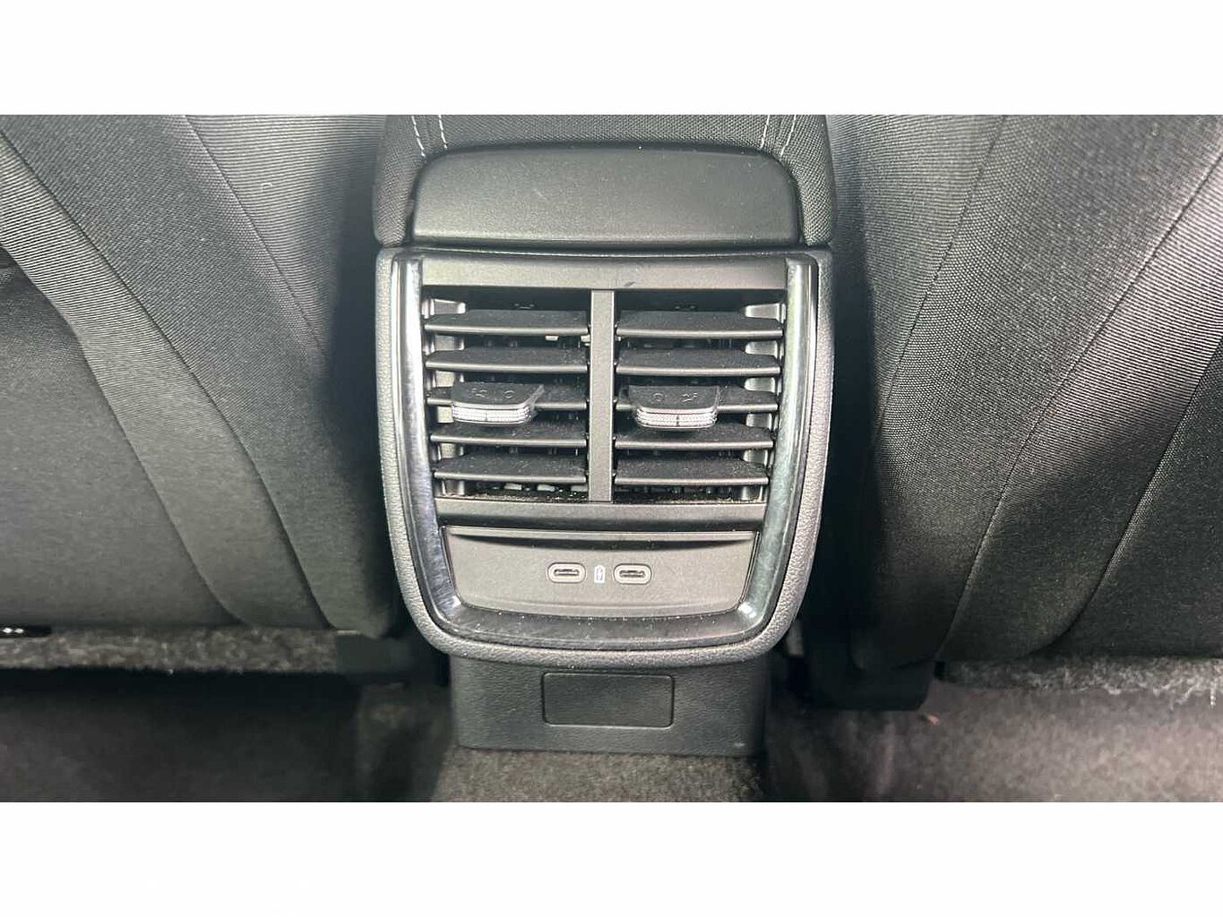 SKODA KAMIQ 1.0 TSI SE 5dr