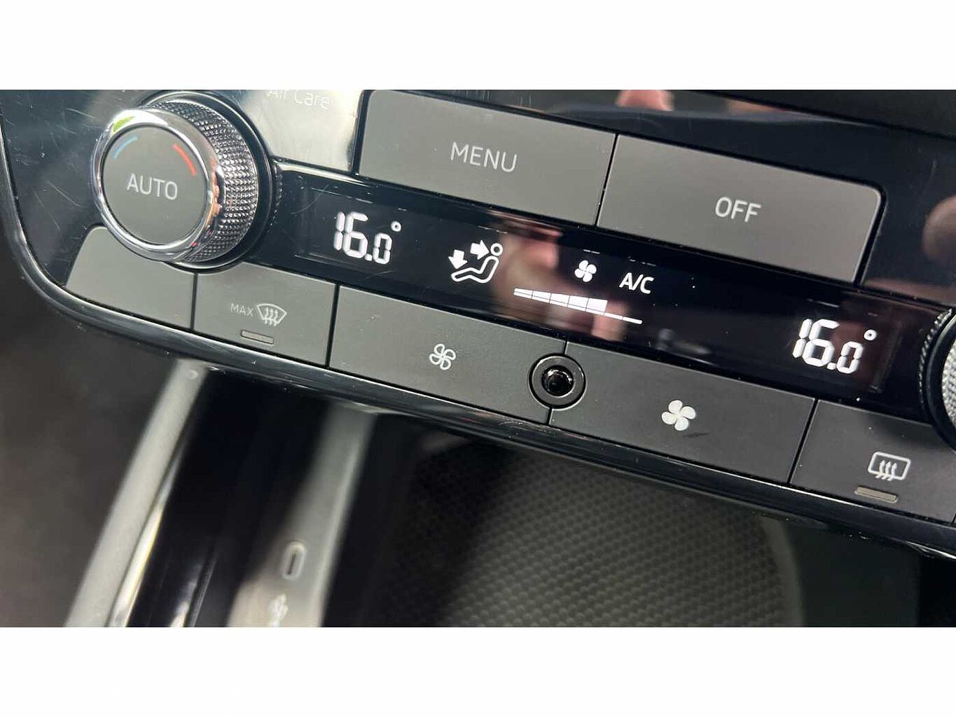 SKODA KAMIQ 1.0 TSI SE 5dr