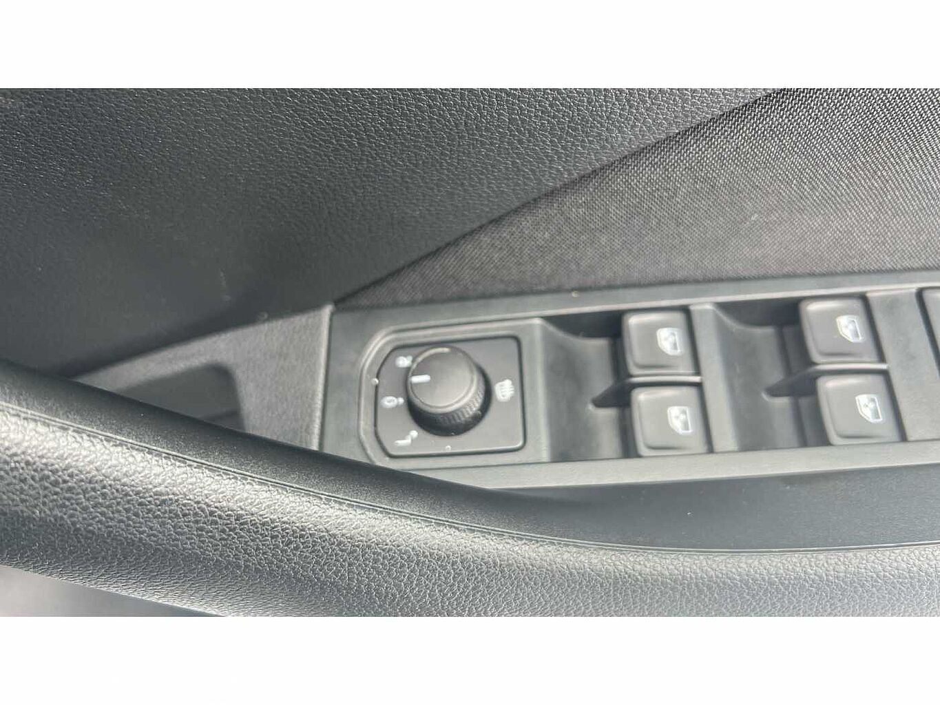 SKODA KAMIQ 1.0 TSI SE 5dr
