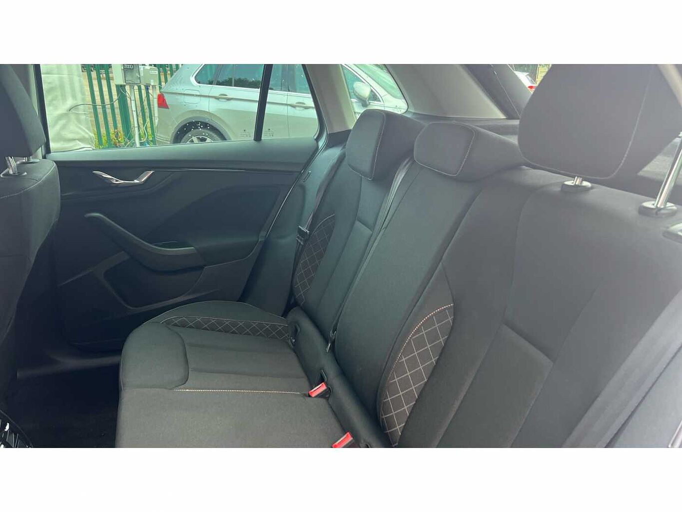 SKODA Kamiq 1.0 TSI (109ps) SE Drive DSG SUV