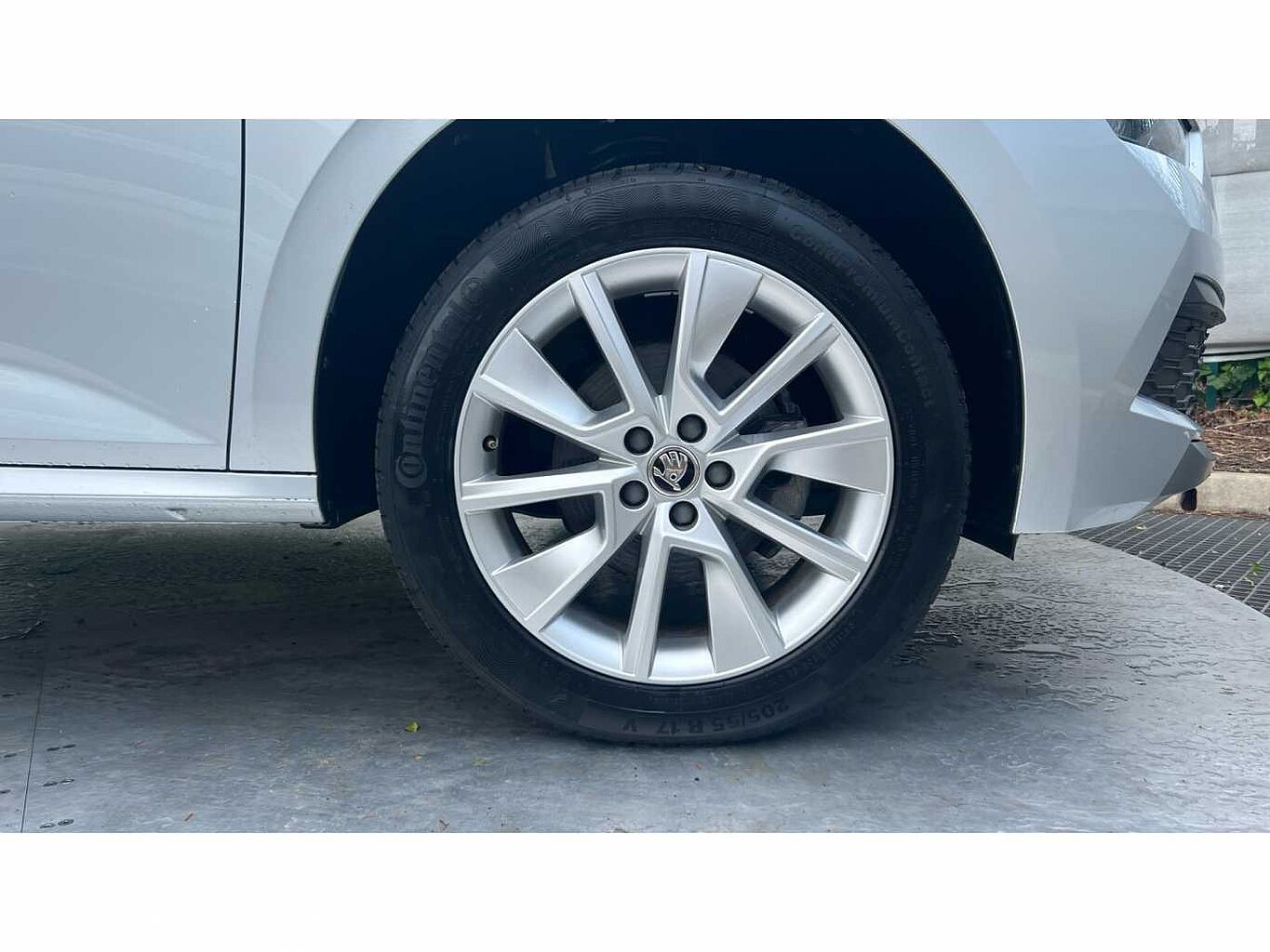 SKODA Kamiq 1.0 TSI (109ps) SE Drive DSG SUV