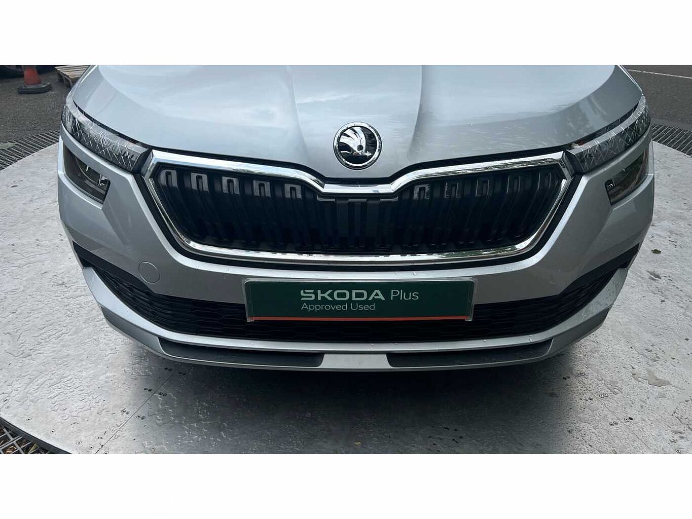SKODA Kamiq 1.0 TSI (109ps) SE Drive DSG SUV