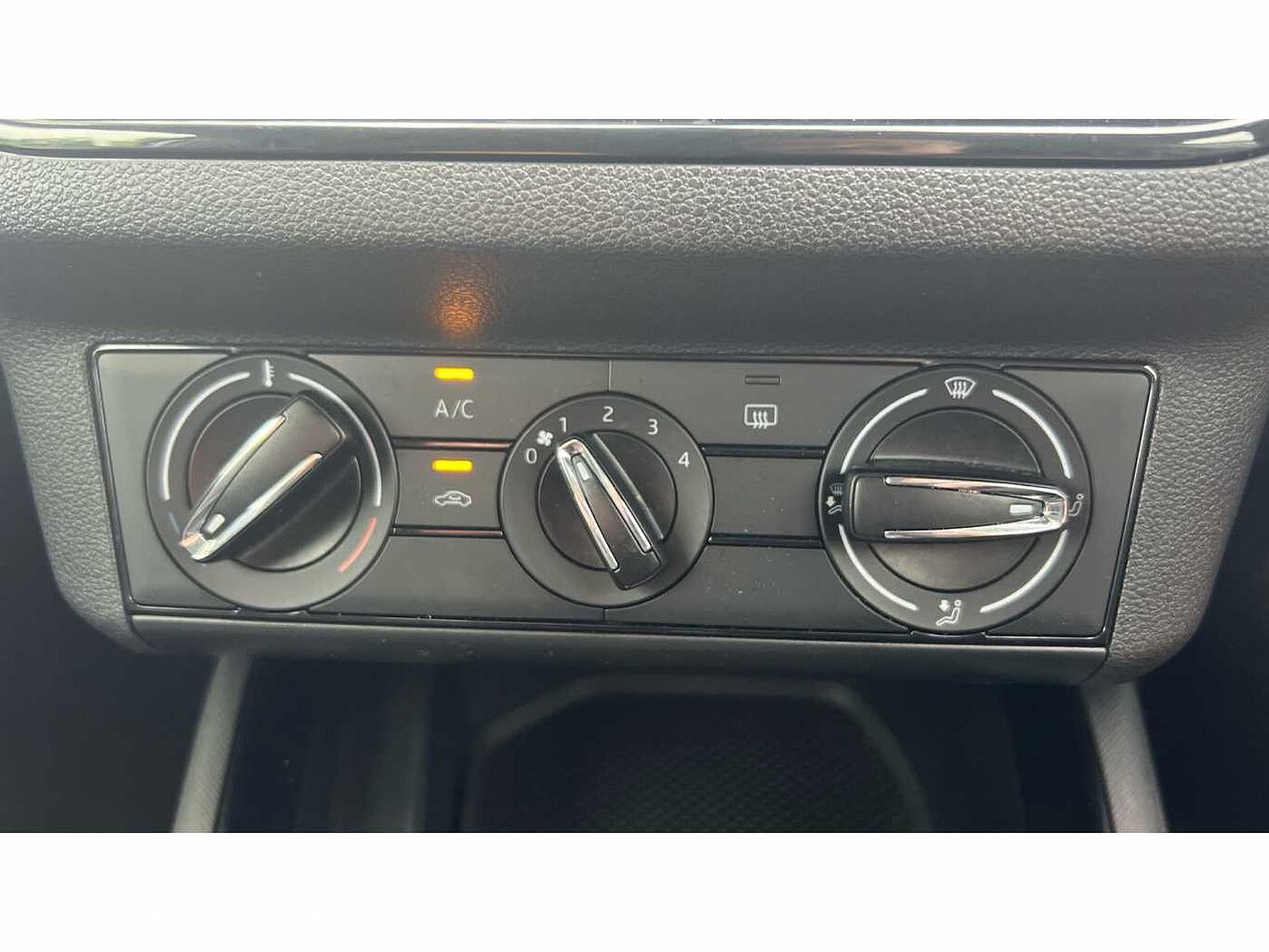 SKODA Kamiq 1.0 TSI (109ps) SE Drive DSG SUV